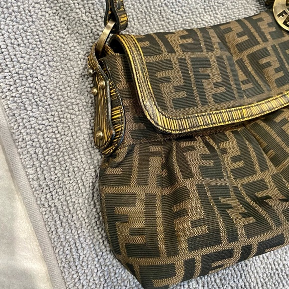 Authentic Fendi Baguette!! 💯 % - Picture 11 of 14